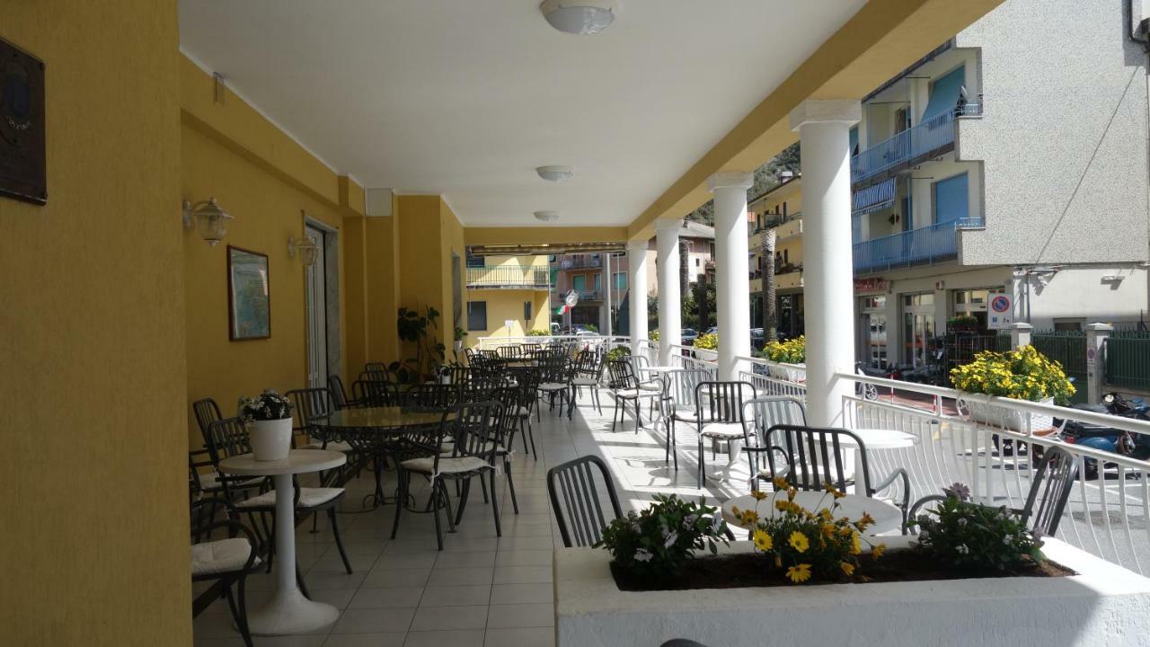 Hotel Dora Levanto Eksteriør bilde